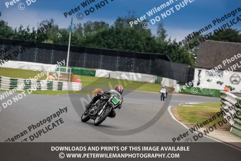 Vintage motorcycle club;eventdigitalimages;mallory park;mallory park trackday photographs;no limits trackdays;peter wileman photography;trackday digital images;trackday photos;vmcc festival 1000 bikes photographs